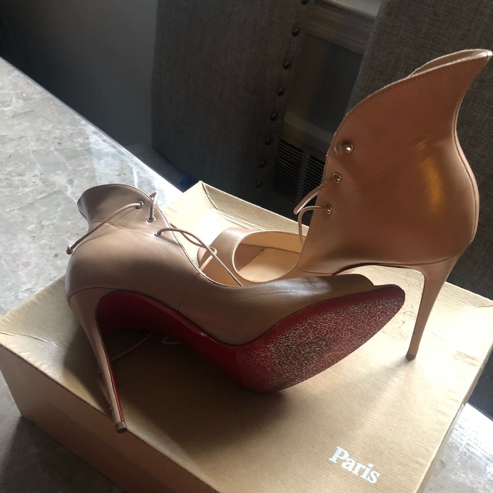 Christian louboutins mega vamp 100 KID